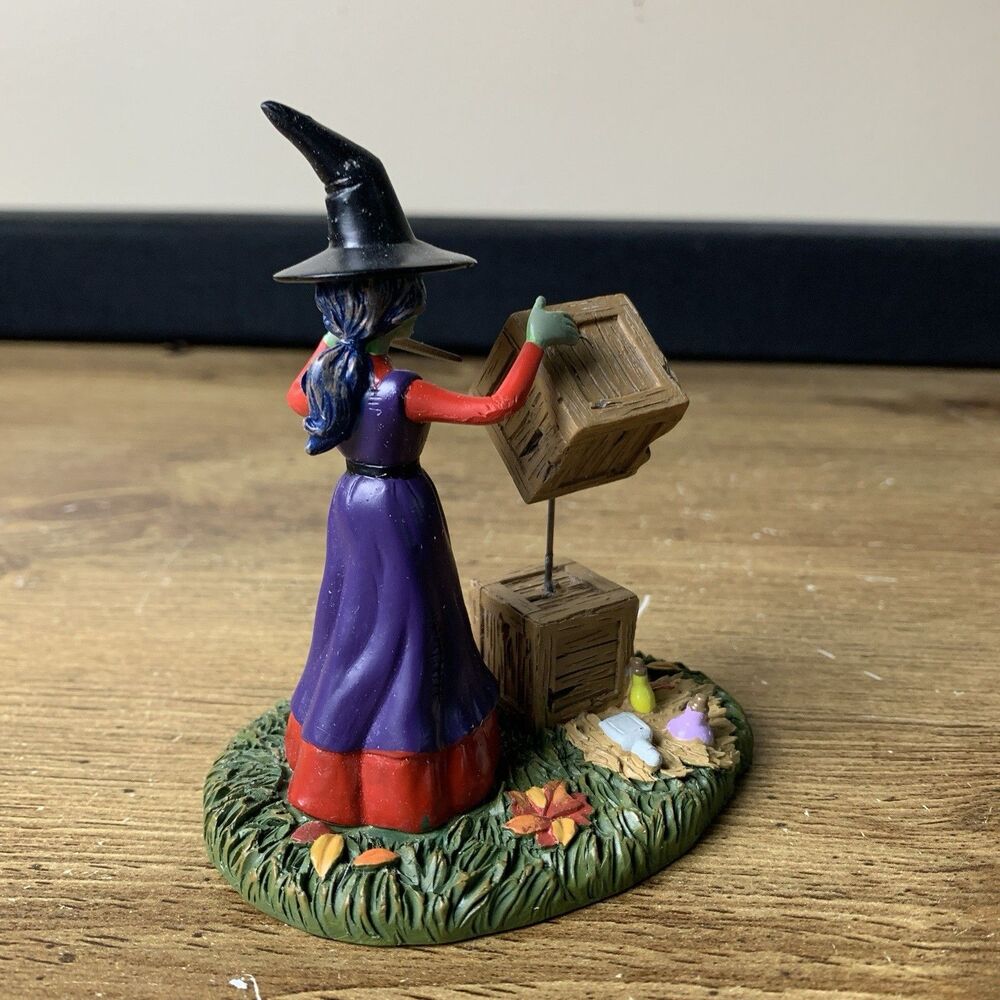 Department 56 Halloween Moving With Magic Snow Village 6002303 - Picture 4 of 8